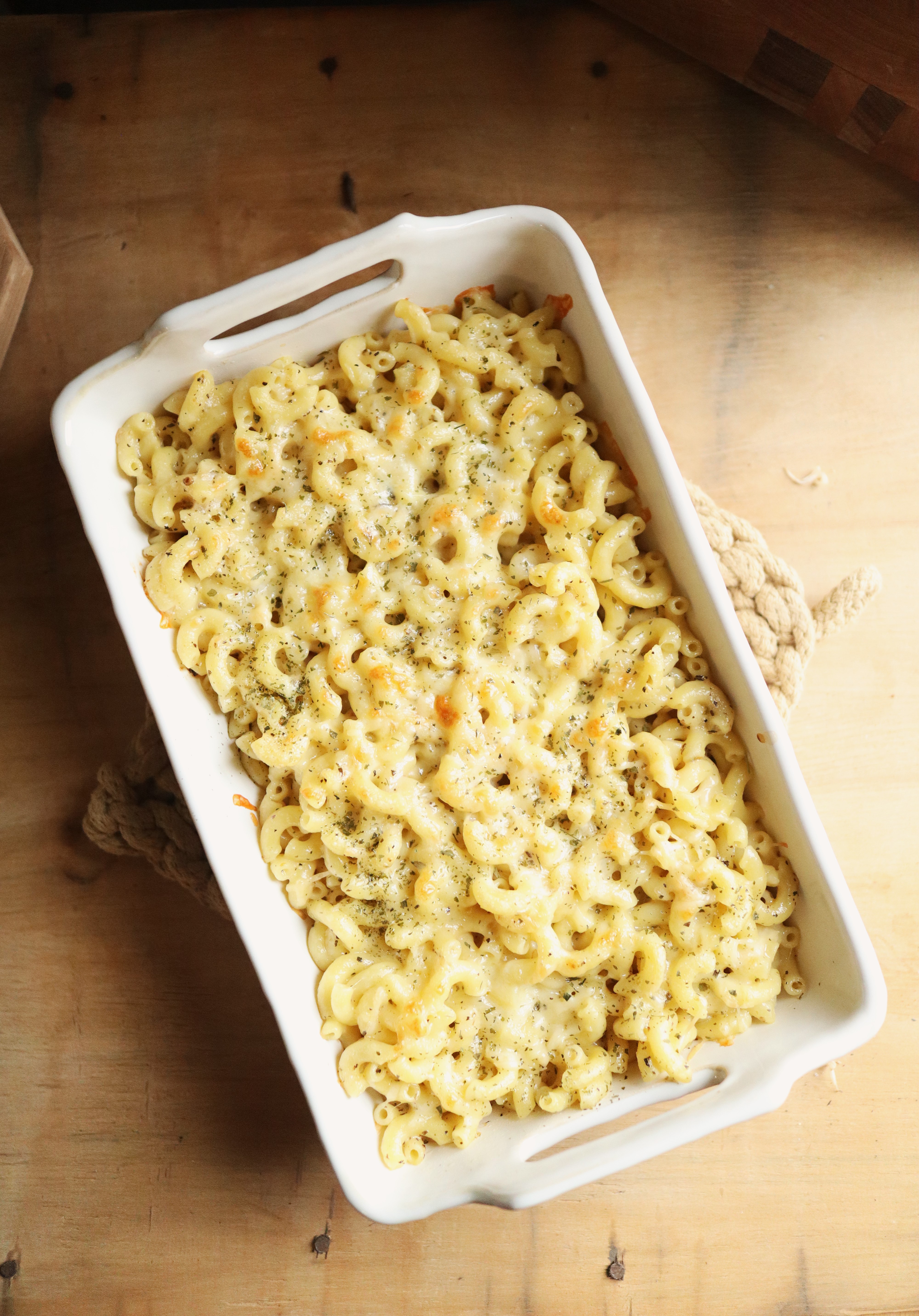 10-Minute Stovetop Mac & Cheese with Herbs